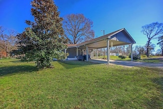 224 Sweetgum St, Trinity, TX 75862