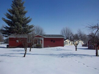 825 N 740 W, Shipshewana, IN 46565