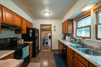 56 Intrepid St, Brunswick, ME 04011