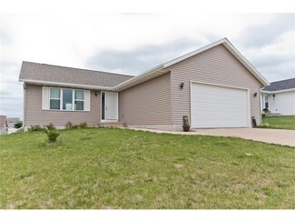 6625 Ohio St SW, Cedar Rapids, IA 52404
