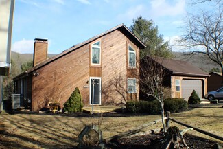 321 Lake St, Marlinton, WV 24954