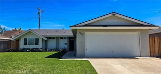 1502 W Hemlock Way, Santa Ana, CA 92704