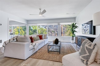 649 Paseo de la Playa Unit 305, Redondo Beach, CA 90277