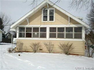 4907 James St, East Syracuse, NY 13057