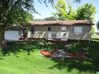 500 W Veterans Rd, Laurens, IA 50554