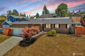 8851 48th Place W, Mukilteo, WA 98275