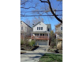 2448 W 7th St, Cleveland, OH 44113