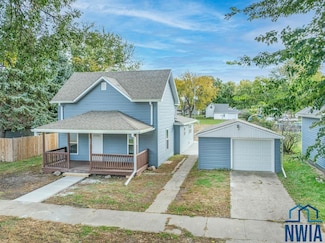 609 West St, Whiting, IA 51063