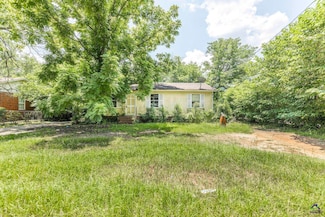 529 Hinton St, Fort Valley, GA 31030