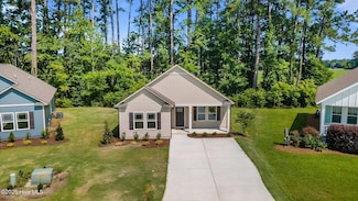 318 Camp Creek Dr, Oriental, NC 28571
