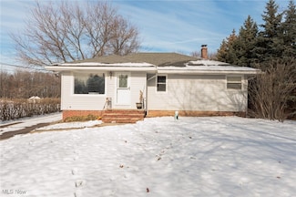 7702 W Pleasant Valley Rd, Cleveland, OH 44130