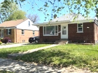 17745 Burnham Ave, Lansing, IL 60438