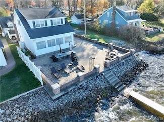 1 27th Ave, Sylvan Beach, NY 13157