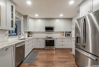 8919 Wickfield St, San Antonio, TX 78217