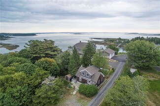9 Briar Ledge Ln, Harpswell, ME 04003