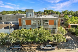 2406 De Soto Ave Unit B, Savannah, GA 31401