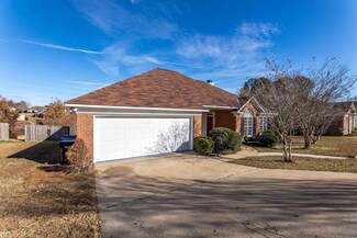 7988 Westlake Dr, Midland, GA 31820