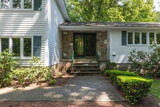 100 Johnson Rd, Winchester, MA 01890