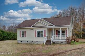 210 4 Leaf Clover Dr, Willard, NC 28478