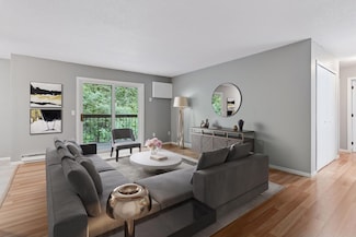 1573 Cohansey St Unit 205, Saint Paul, MN 55117