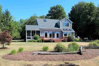 1206 Savage Point Rd, North Hero, VT 05474
