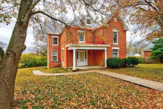 505 W 2nd St, Paris, KY 40361