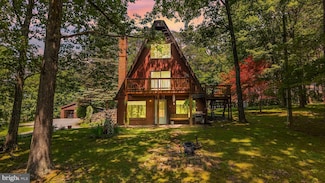 114 Mauzy Rd, Berkeley Springs, WV 25411