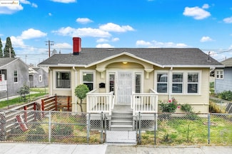 1009 106th Ave, Oakland, CA 94603