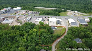 1040 Mace Rd, Osage Beach, MO 65065