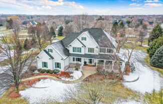 7N580 Wagontire Rd, Saint Charles, IL 60175