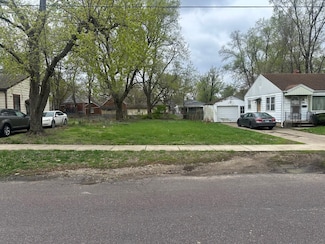 2714 W Fremont St, Peoria, IL 61605