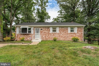 7811 Sarakal Rd, Clinton, MD 20735