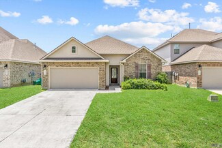 21219 W Grove Dr, Zachary, LA 70791