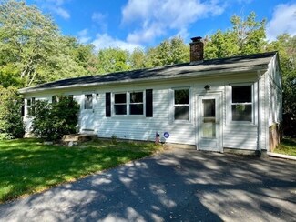 25 Greenwich Rd, Amherst, MA 01002