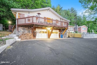 858 S Shore Rd, Northville, NY 12134