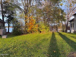 15 Champlain Shores Way, Crown Point, NY 12928