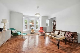 41 Hampton Place Unit 2, Brooklyn, NY 11213