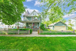 407 Westminister St, Marine City, MI 48039