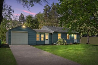 440 105th Ln NW, Coon Rapids, MN 55448