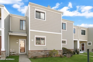 10 Ann Ct Unit 9, Tinton Falls, NJ 07724