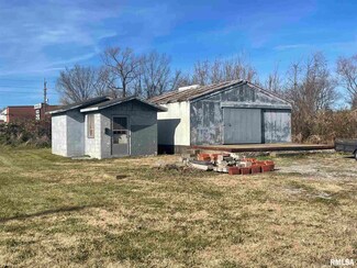 614 N Washington St, Carbondale, IL 62901
