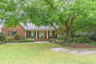 121 Pelican Point Ln, Bohannon, VA 23021