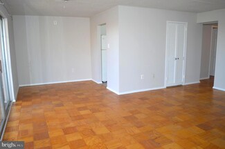 2614 Fort Farnsworth Rd Unit 254, Alexandria, VA 22303