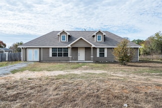 174 Oakley Cir, Weatherford, TX 76085