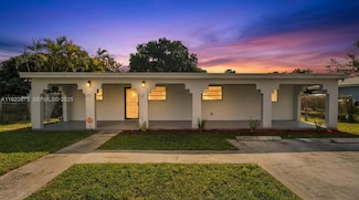 10220 SW 178th St, Miami, FL 33157