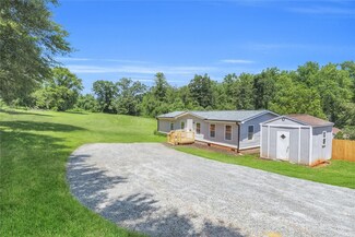 123 Kellogg Ct, Pickens, SC 29671