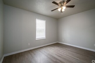 7071 S Bilbo Rd Unit 28, Orange, TX 77632