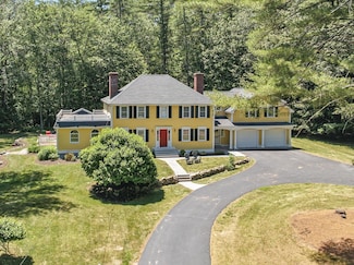 37 Magazine St, Bedford, NH 03110