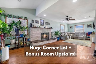 706 Utah St, Gooding, ID 83330