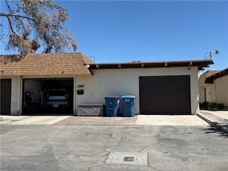 2748 Heritage Cir, Las Vegas, NV 89121